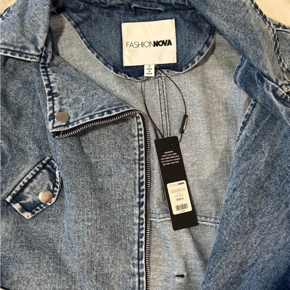 Women’s Denim Jean Moto Biker Jacket With Silver Hardware Details | NWT - Picture 6 of 13